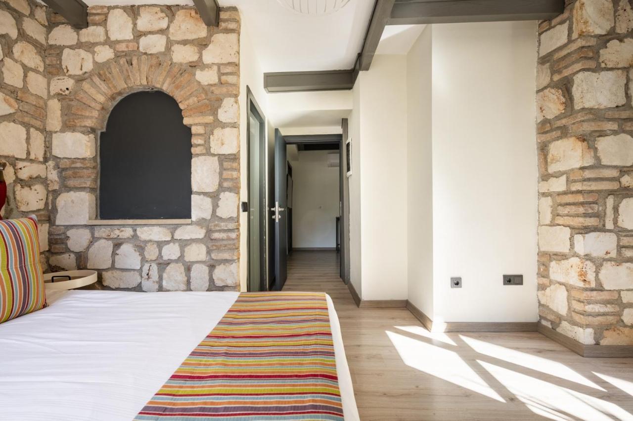 Daire Pleasant Flat Near Hadrians Gate Antalya