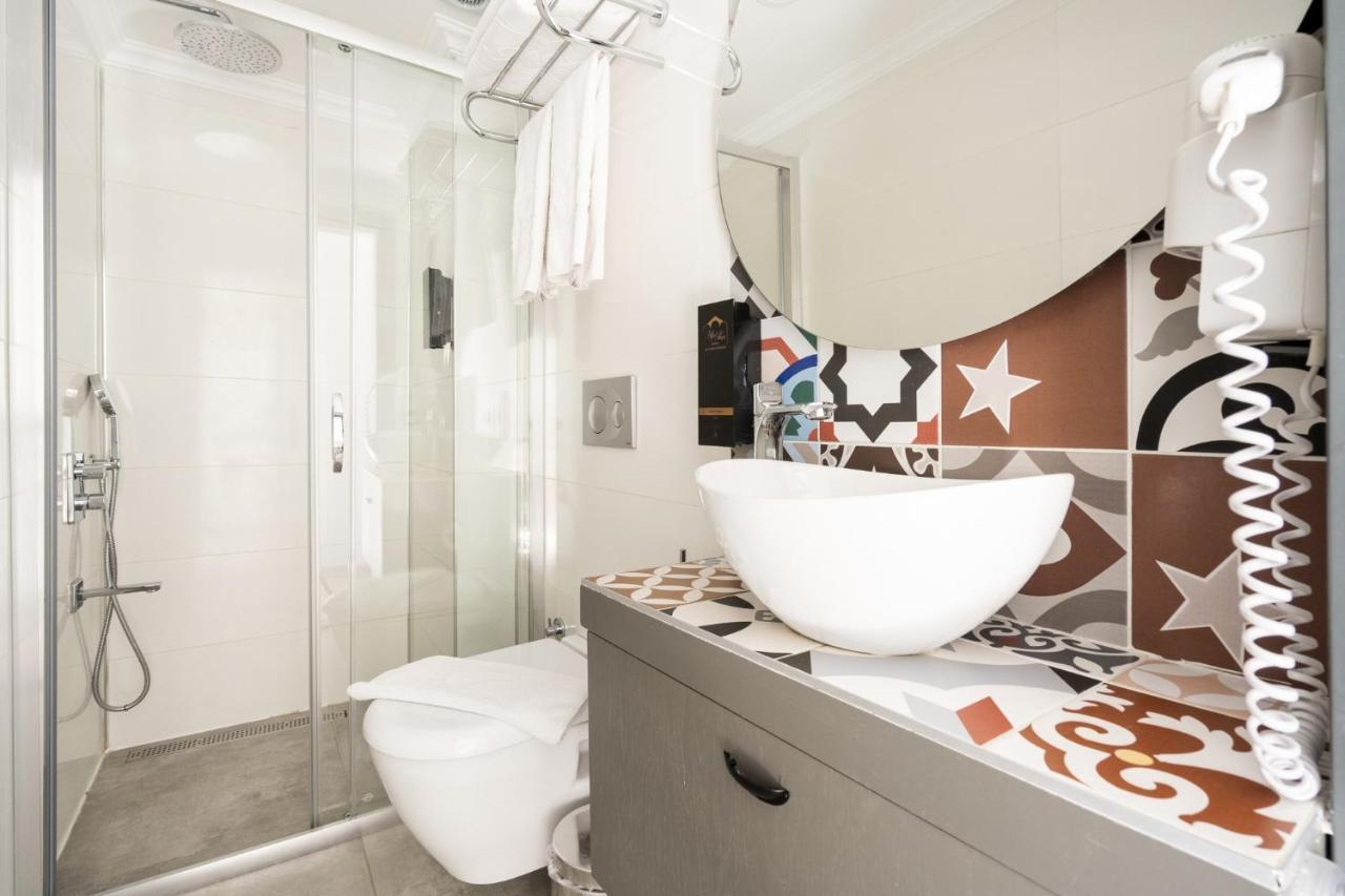 Pleasant Flat Near Hadrians Gate Daire Antalya